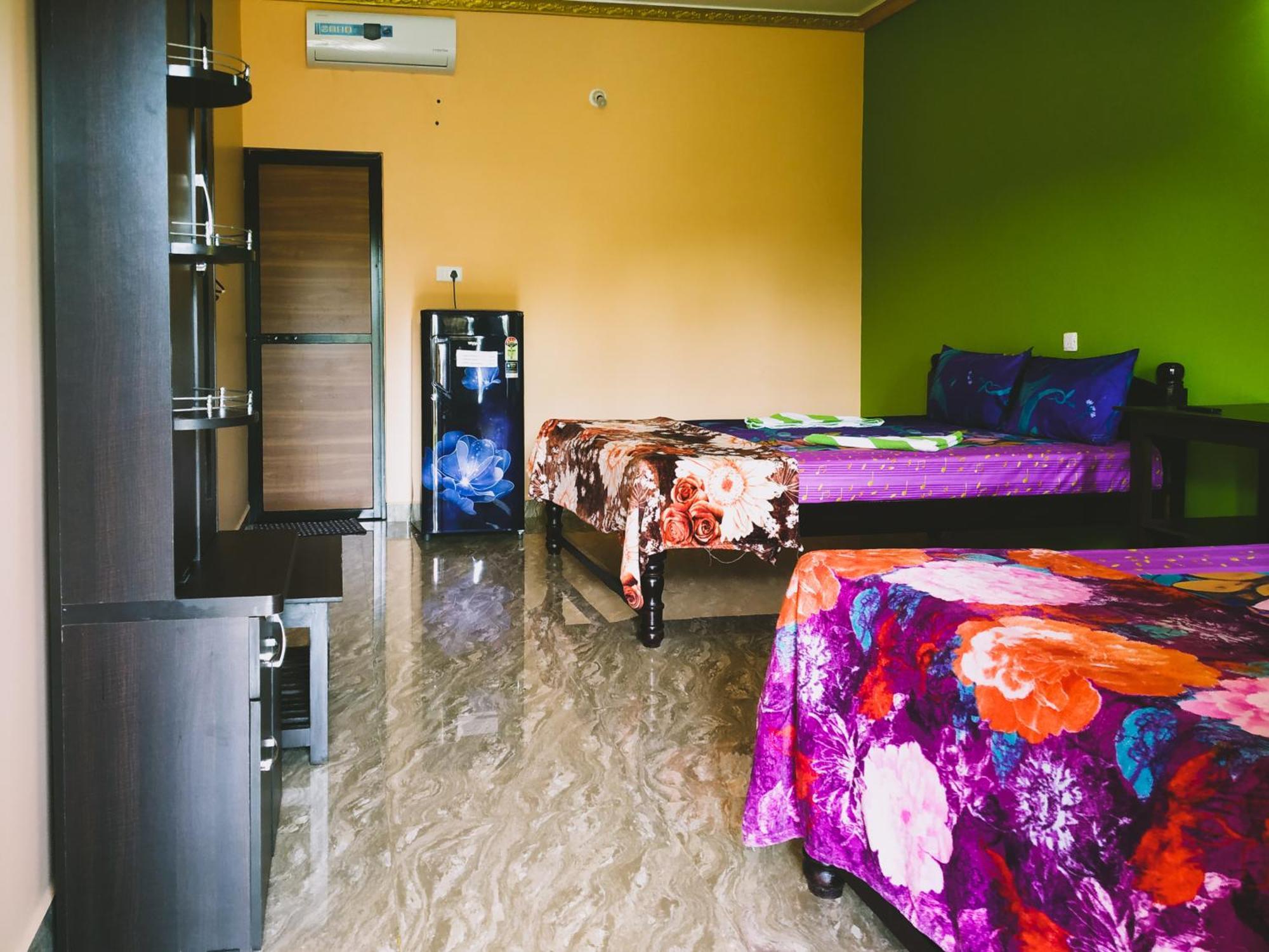Sai Guru Guest House 안주나 외부 사진