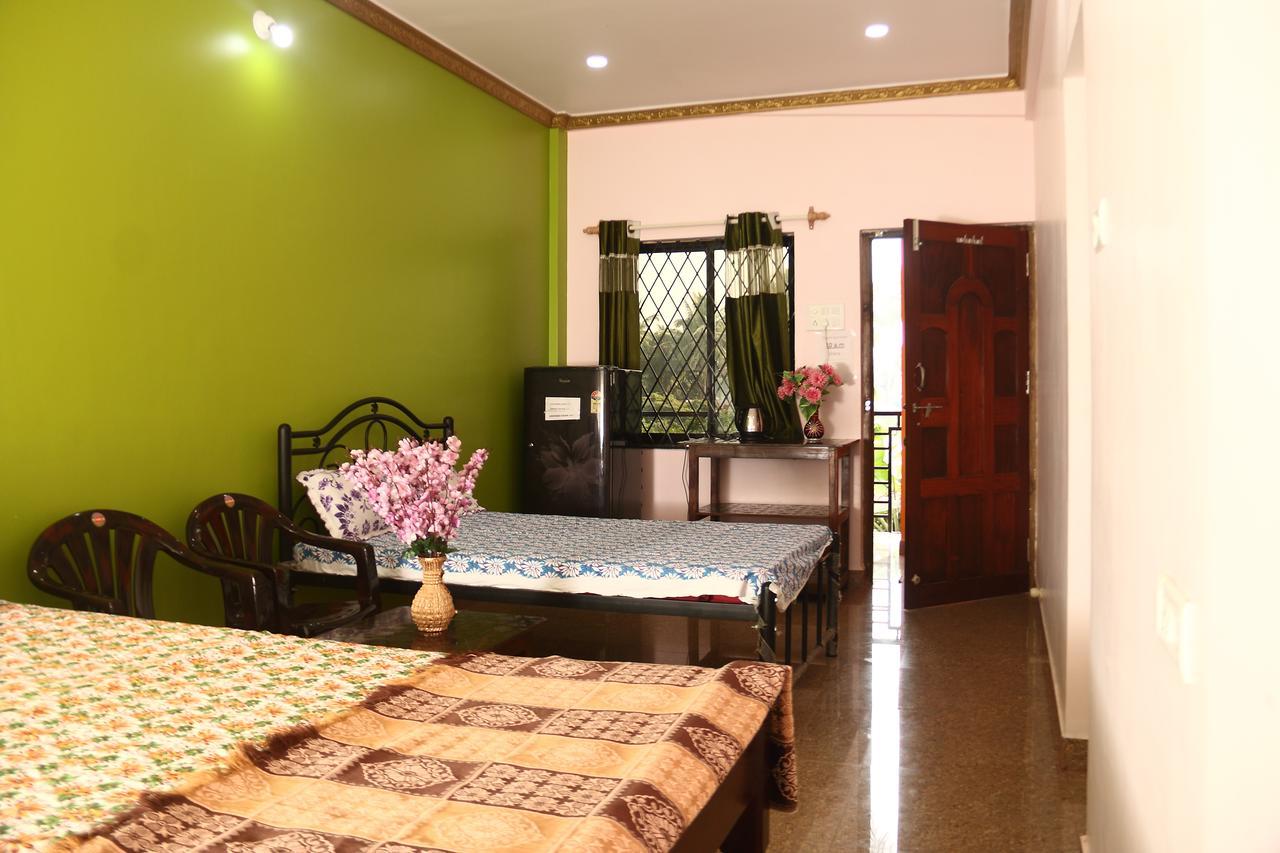 Sai Guru Guest House 안주나 외부 사진