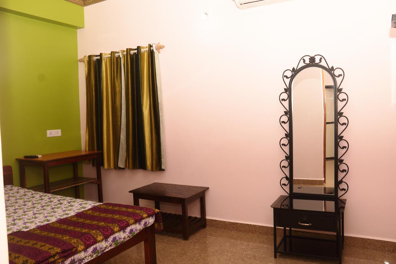 Sai Guru Guest House 안주나 외부 사진